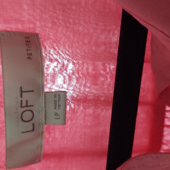 Ladies top - Picture 2 of 2